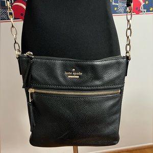 ♠️GENTLY USED AUTHENTIC KATE SPADE CROSSBODY♠️
